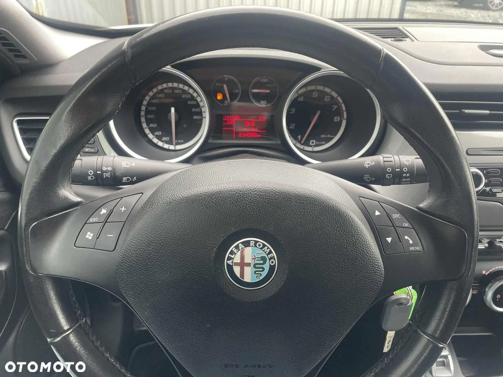 Alfa Romeo Giulietta - 16