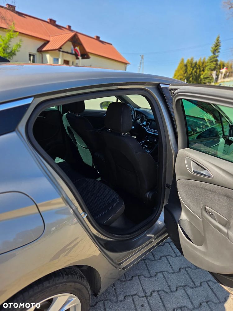Opel Astra 1.4 T Dynamic - 16