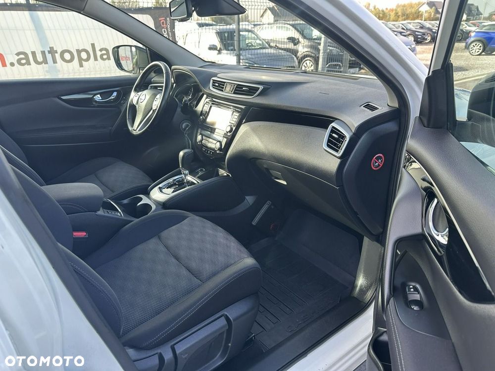 Nissan Qashqai - 22