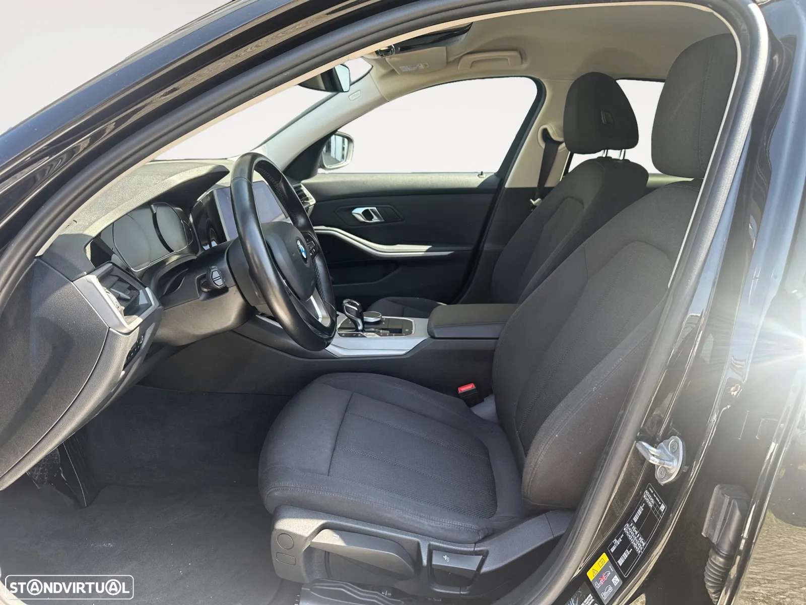 BMW 330 e Touring Corporate Edition Auto - 10