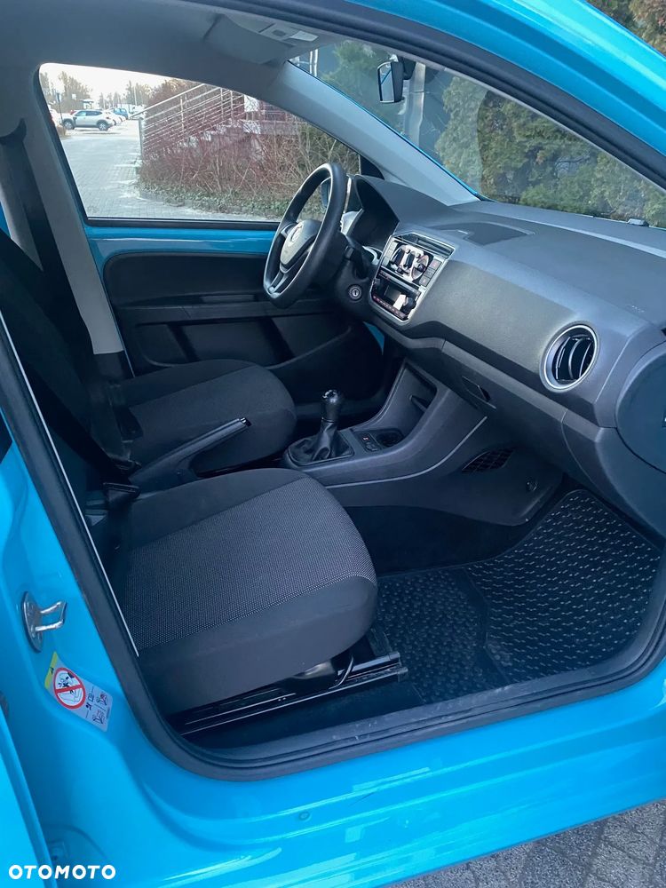 Volkswagen up! - 12