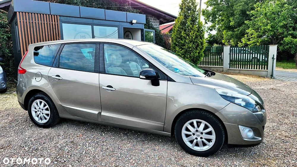 Renault Grand Scenic 2.0 16V 140 CVT Bose Edition - 6