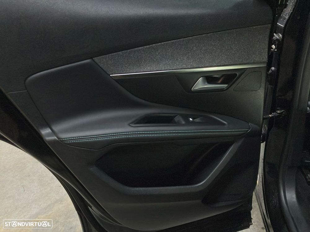 Peugeot 3008 1.6 Hybrid Allure e-EAT8 - 20