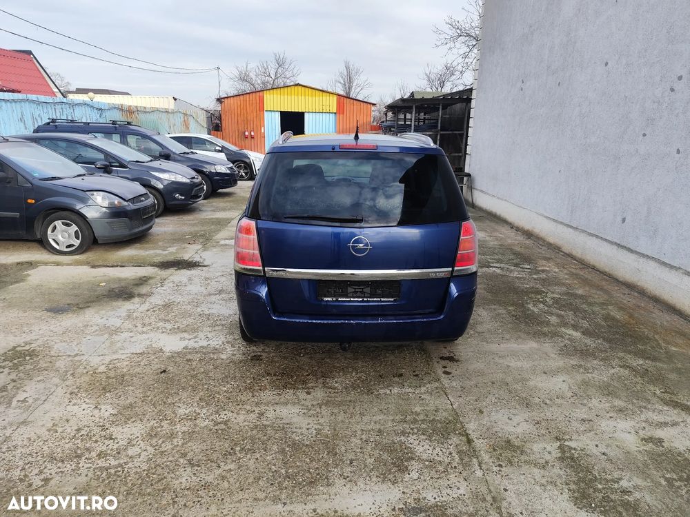 Opel Zafira 1.9 CDTI Sport - 11