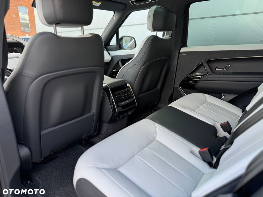 Land Rover Range Rover Sport - 32