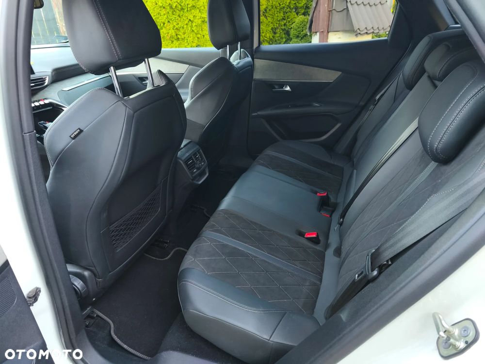 Peugeot 3008 BlueHDi 180 Stop & Start EAT8 GT - 17