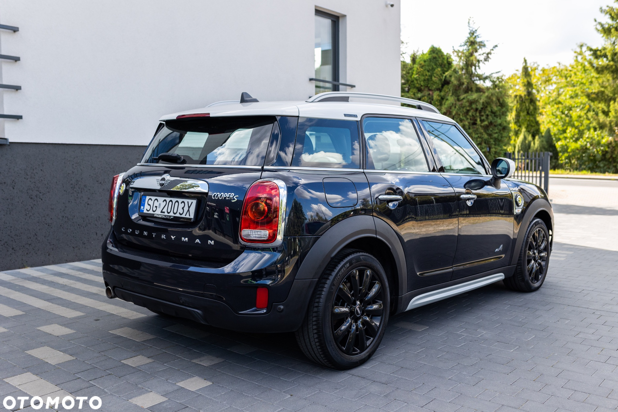 MINI Countryman Cooper SE ALL4 Shadow Edition - 9