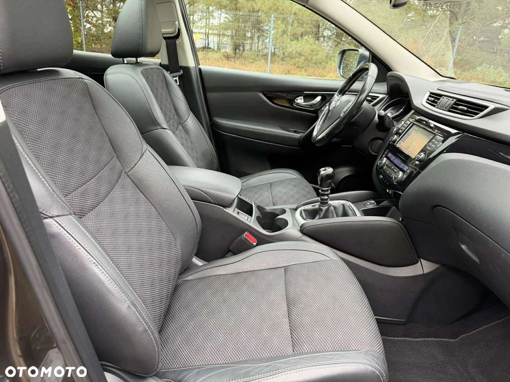 Nissan Qashqai 1.2 DIG-T Tekna - 25