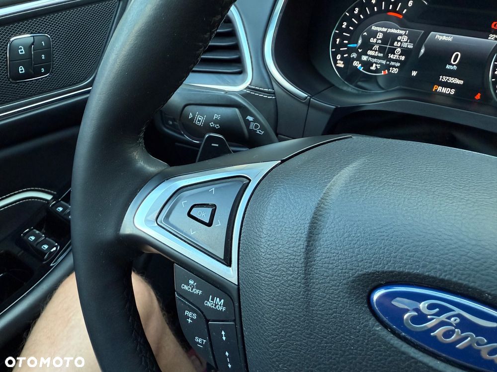 Ford S-Max 2.0 EcoBlue Vignale - 27