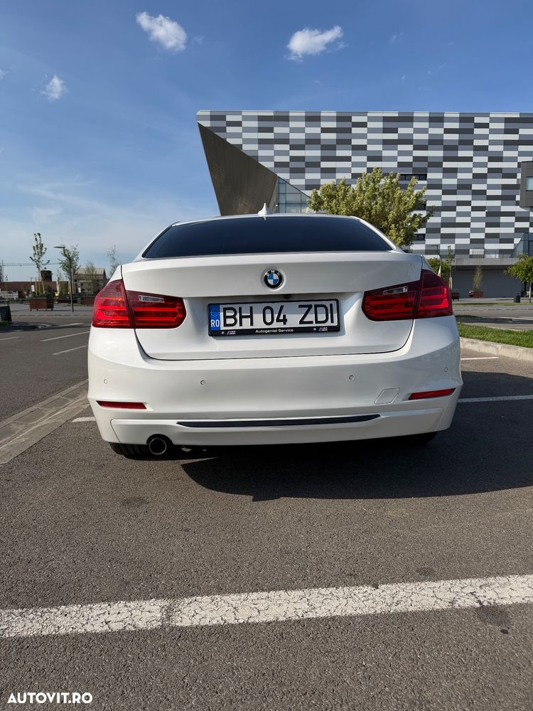 BMW Seria 3 320d Sport-Aut. Sport Line - 5