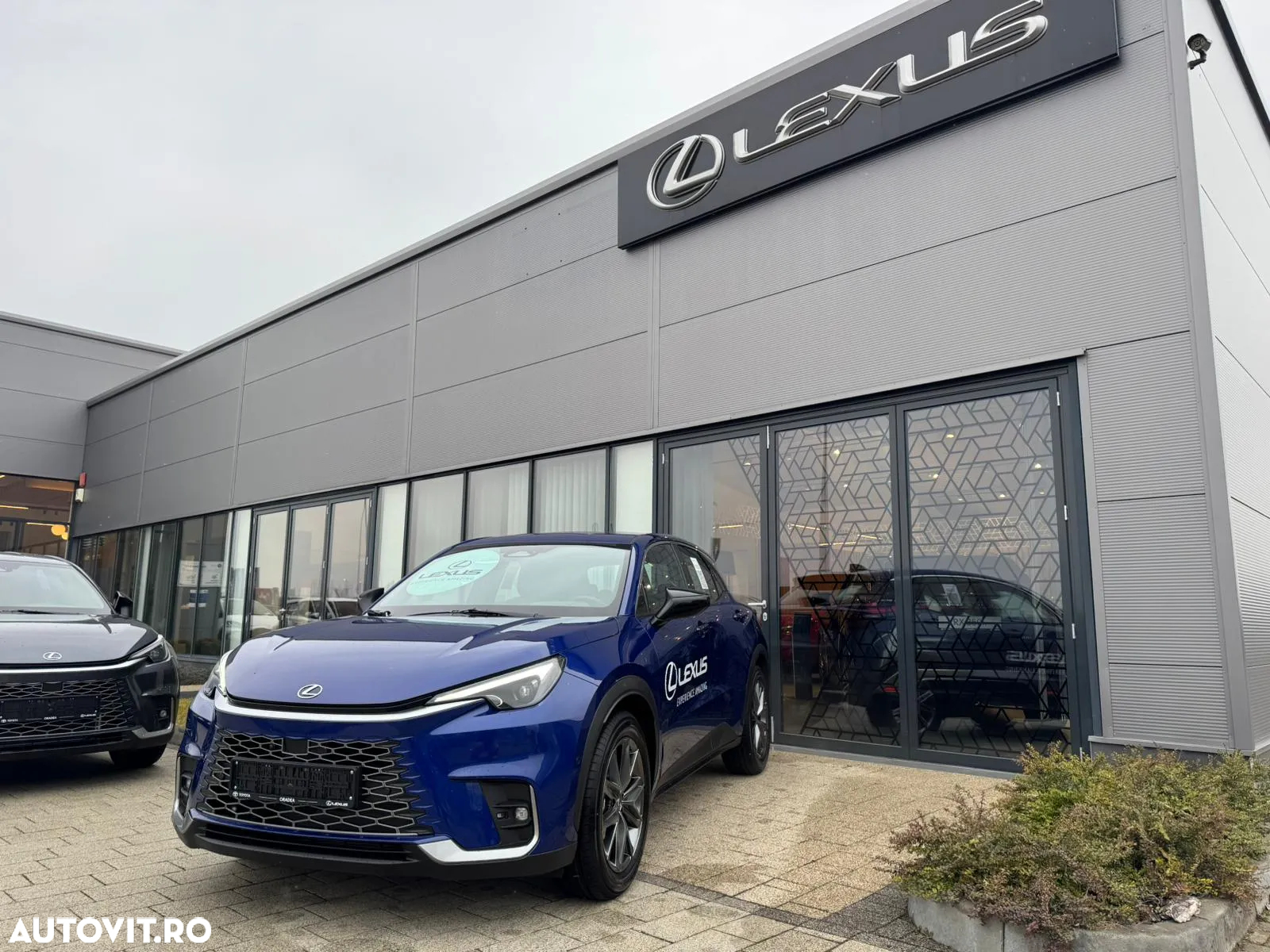 Lexus LBX 1.5 HEV 4x2 CVT Relax - 3