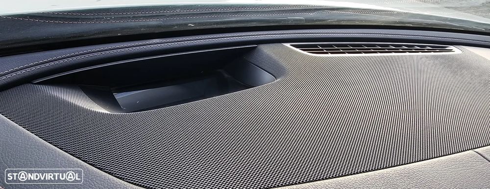 Mercedes-Benz E 220 d AMG Line - 17