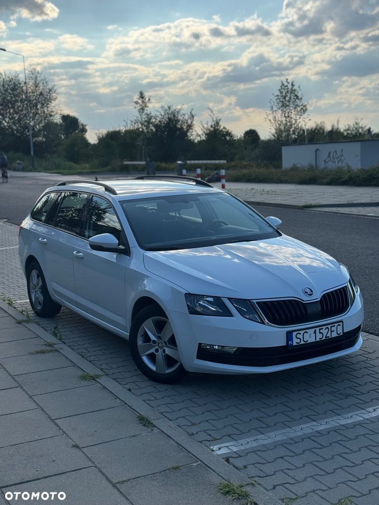 Skoda Octavia 1.6 TDI Ambition - 4