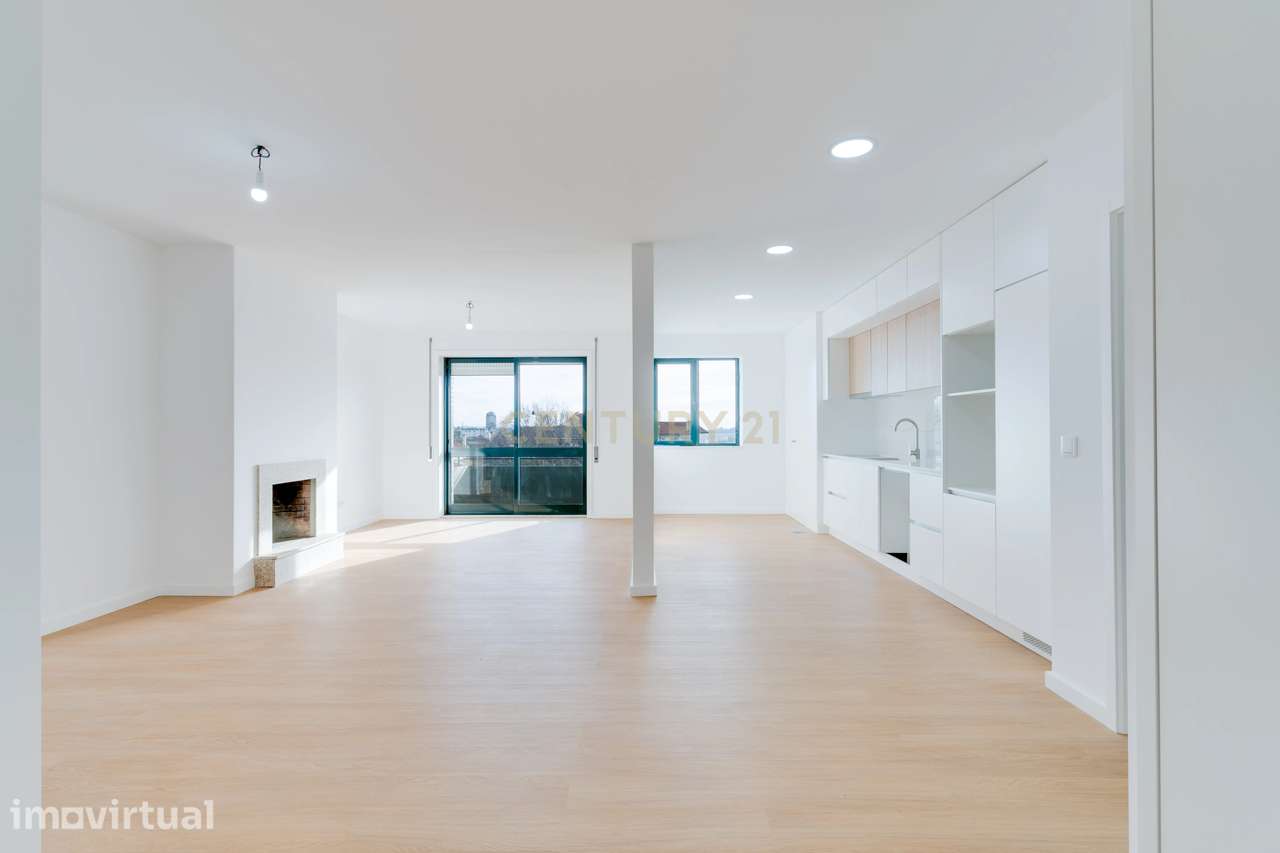 Apartamento T3 em Arrifana - Grande imagem: 4/29