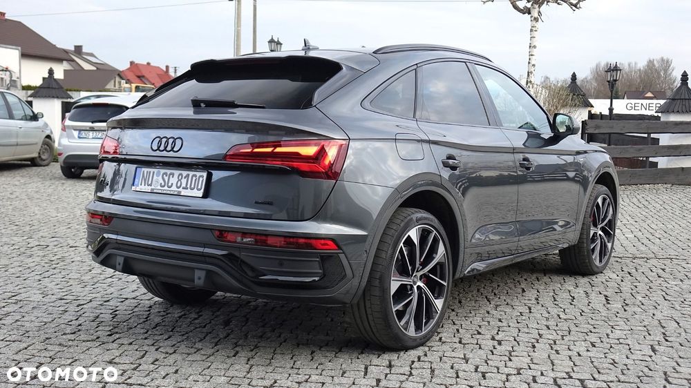Audi Q5 Sportback - 14