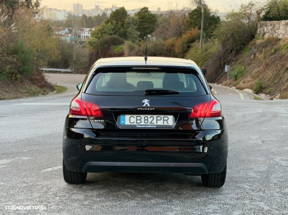 Peugeot 308 1.2 PureTech Active J17 - 18