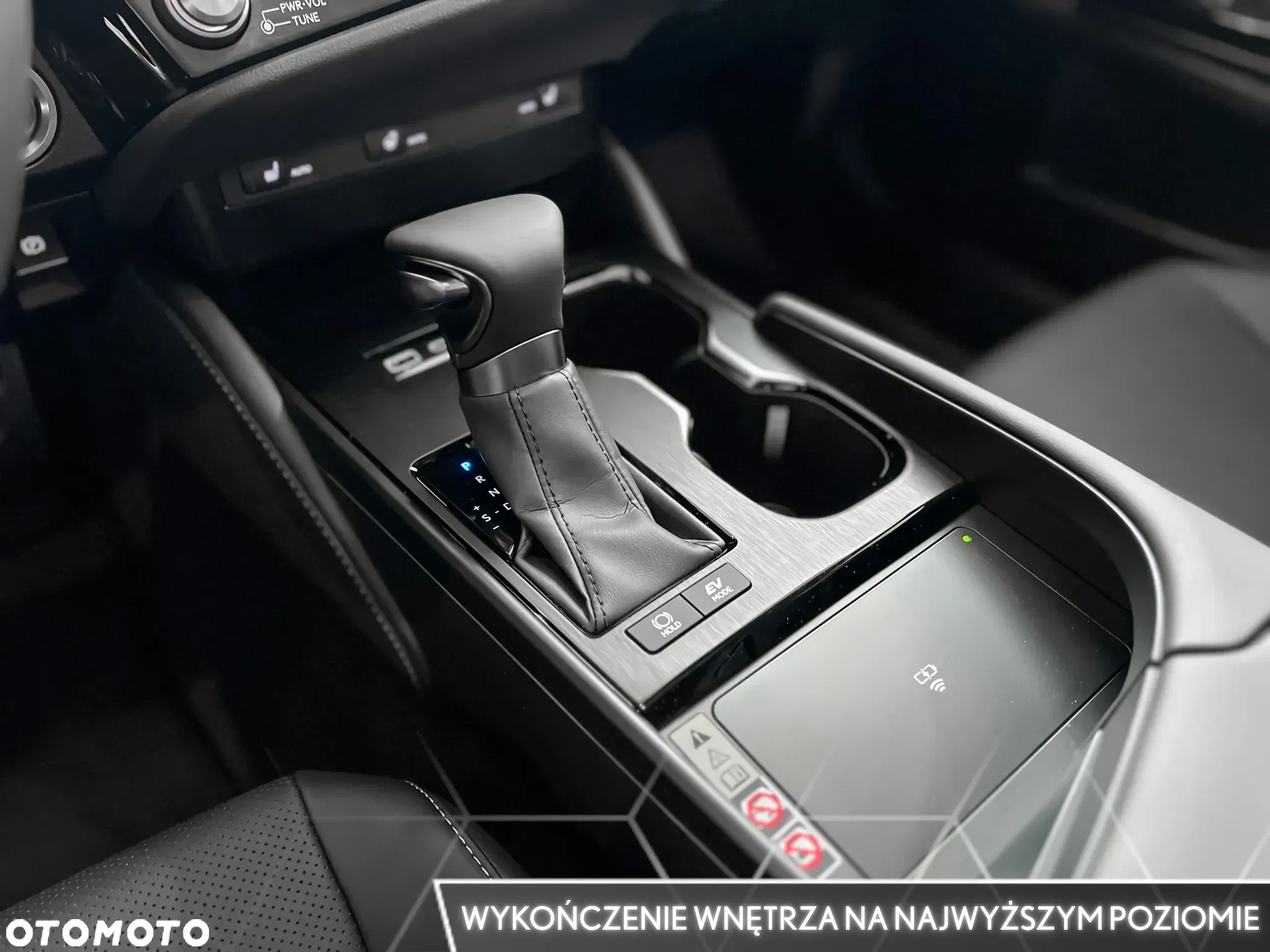 Lexus ES 300h Business Edition - 16
