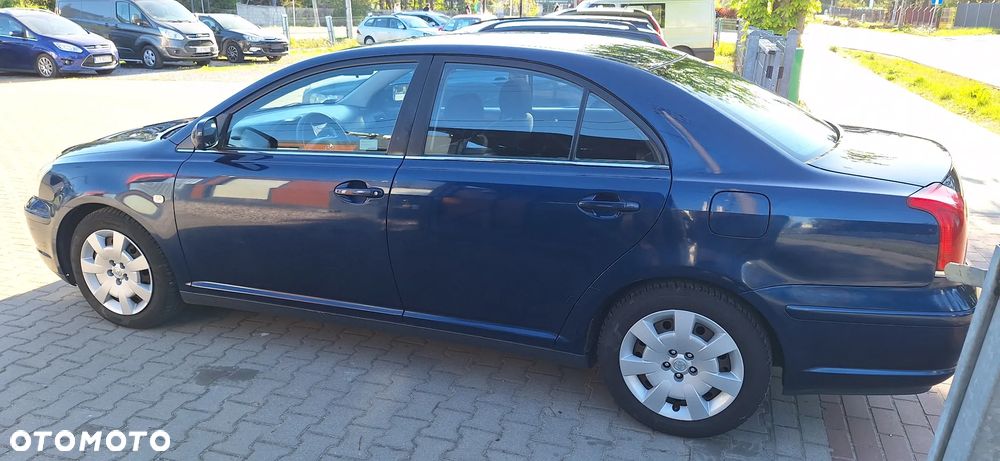 Toyota Avensis 1.6 VVT-i Terra - 8