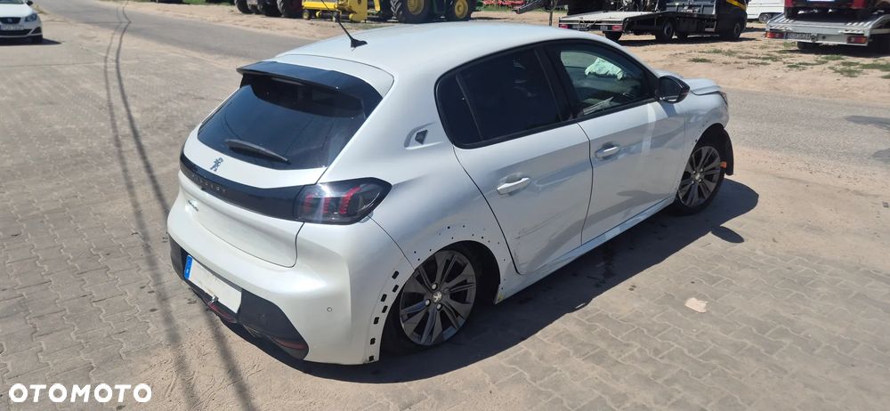 Peugeot 208 Allure Pack - 13
