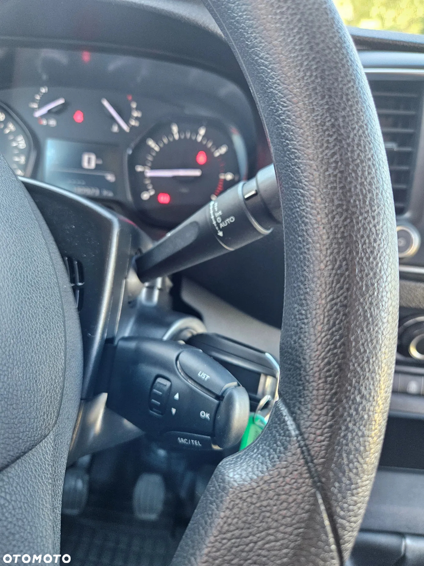 Opel VIVARO 2.0 150KM - 12