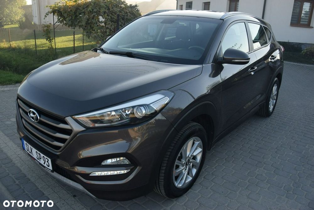 Hyundai Tucson 1.7 CRDI BlueDrive Style 2WD - 8