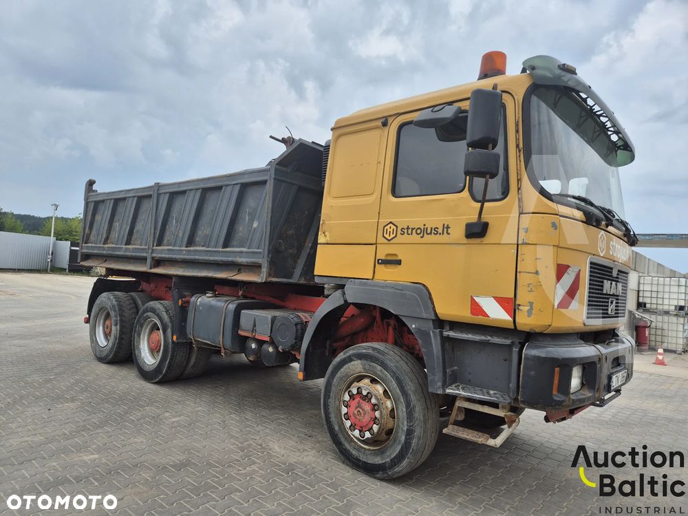MAN T42 - 5