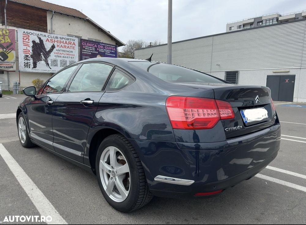 Citroën C5 2.0 16V Aut. Confort - 4