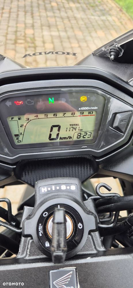 Honda CBR - 7