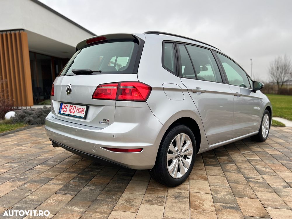 Volkswagen Golf - 18