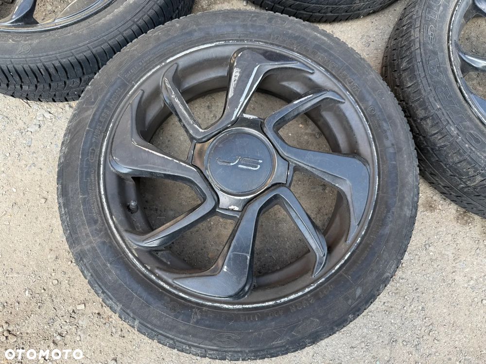 Felgi 15' koła Ligier JS50 4x100 4,5Jx15H2 ET18 centr 60mm OE - 2