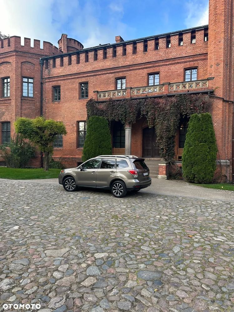 Subaru Forester 2.0 XT Platinum Lineartronic - 2