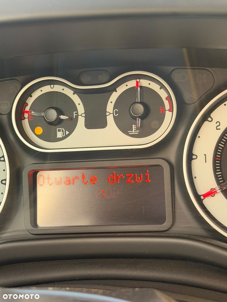 Fiat 500L 1.4 16V Pop - 3