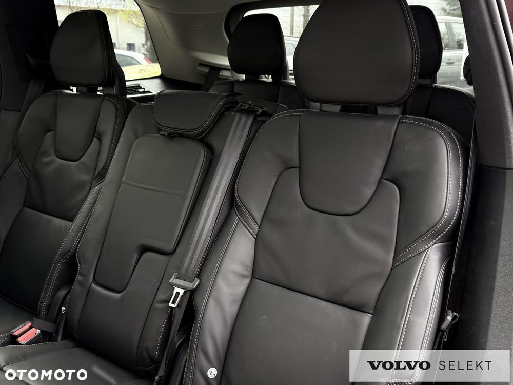 Volvo XC 90 - 17