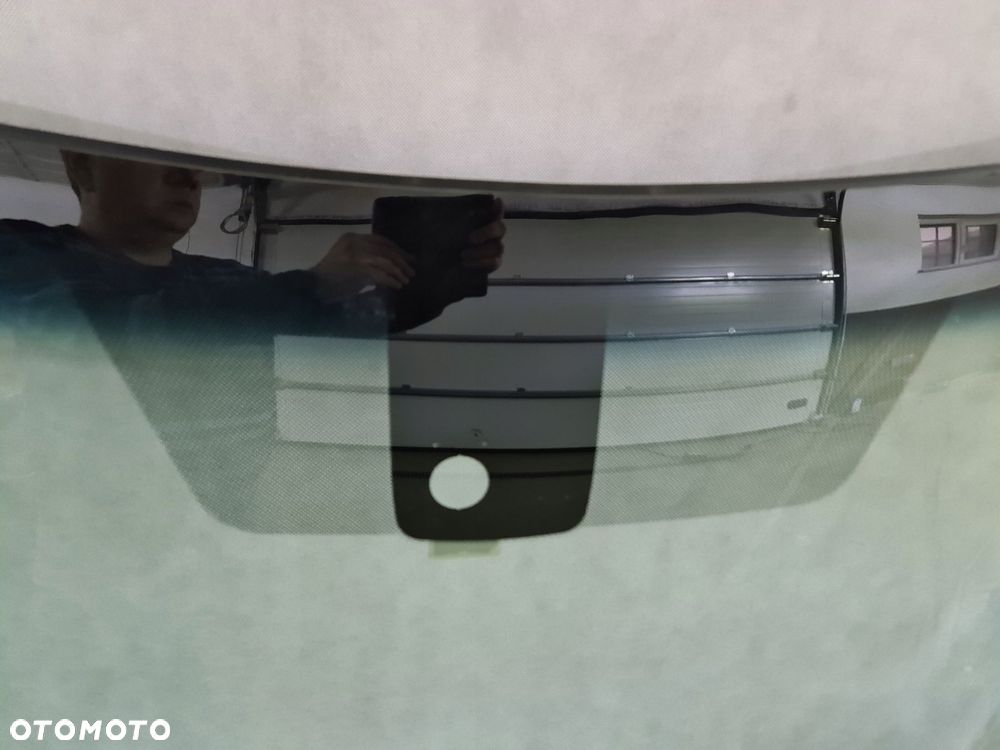 szyba przednia czołowa infiniti qx60 po 2016 roku - 2