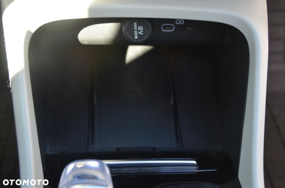 Volvo XC 40 B5 B AWD Ultimate Dark - 26