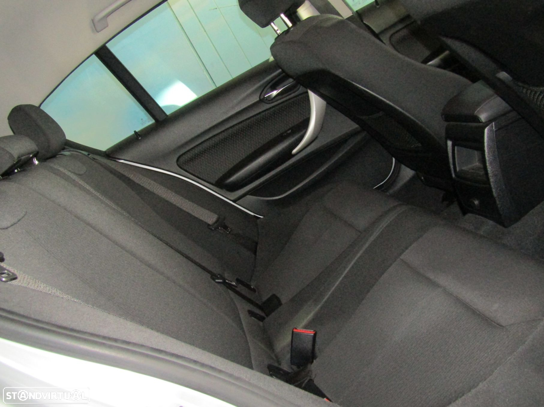 BMW 116 i Advantage - 10