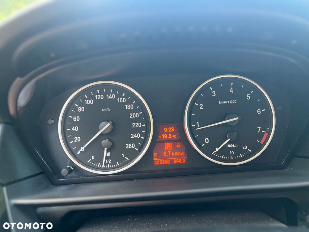 BMW Seria 5 - 17