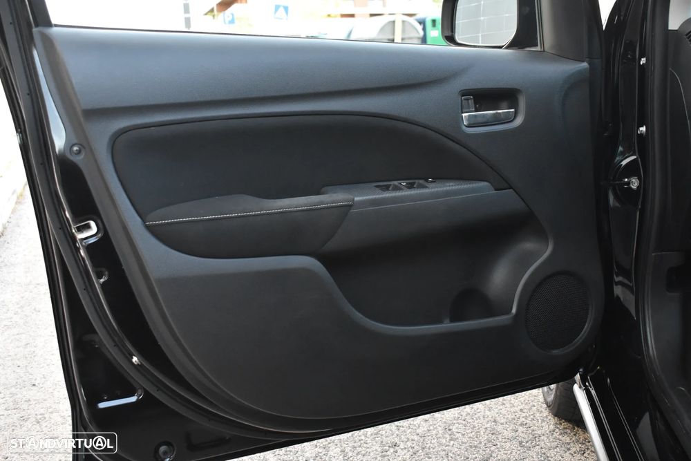 Mitsubishi Space Star 1.2 Intense Connect Edition - 19