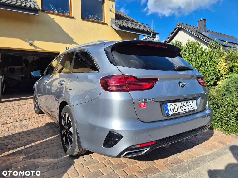 Kia Ceed 1.6 GDI PHEV L DCT - 6
