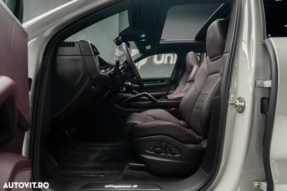 Porsche Cayenne - 18