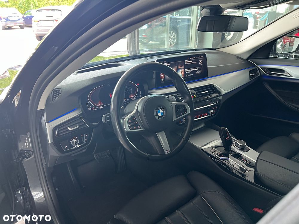 BMW Seria 5 520d xDrive mHEV Luxury Line sport - 22