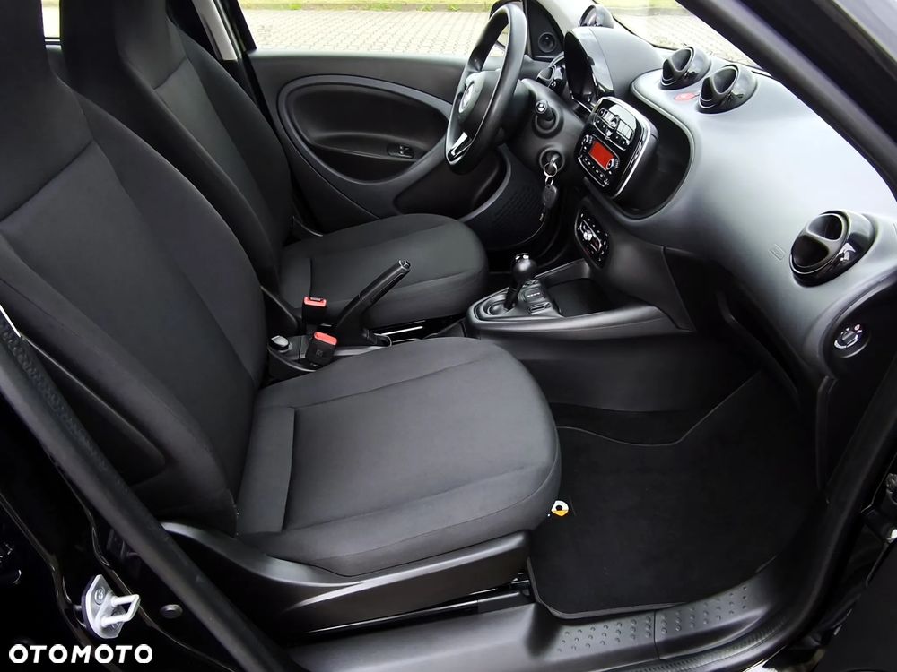 Smart Forfour eQ - 24