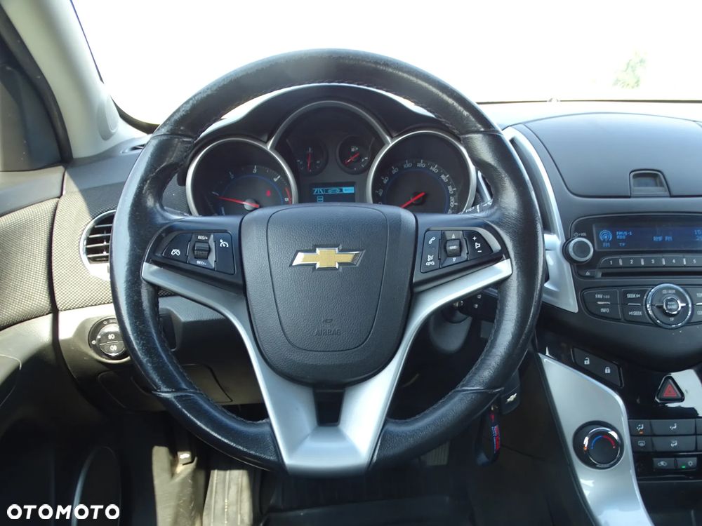Chevrolet Cruze 1.7TD LT+ - 16