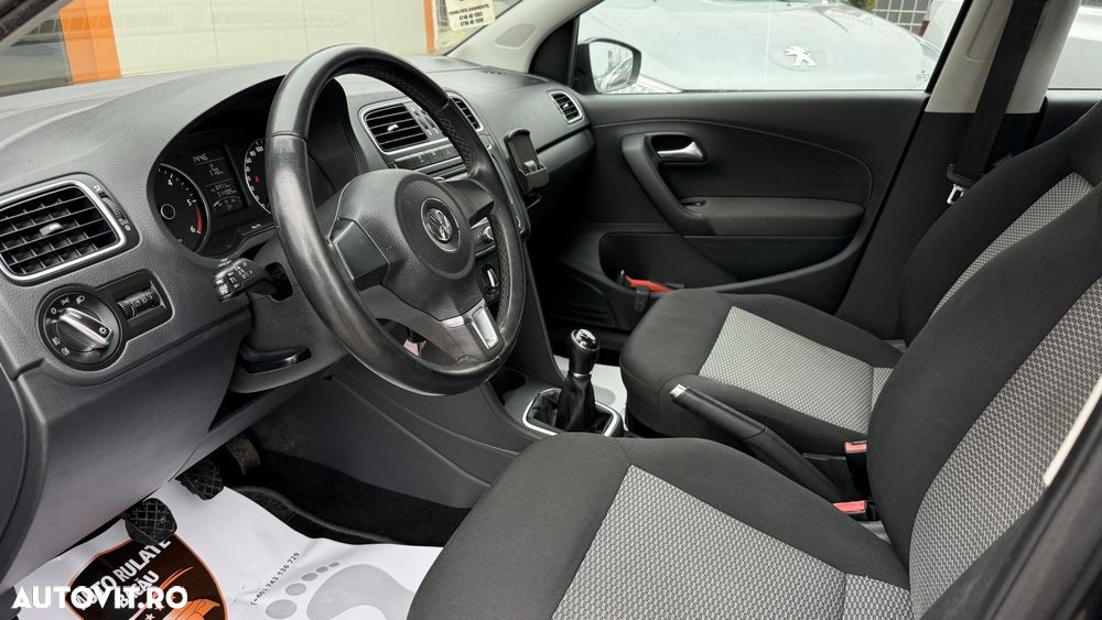 Volkswagen Polo - 12