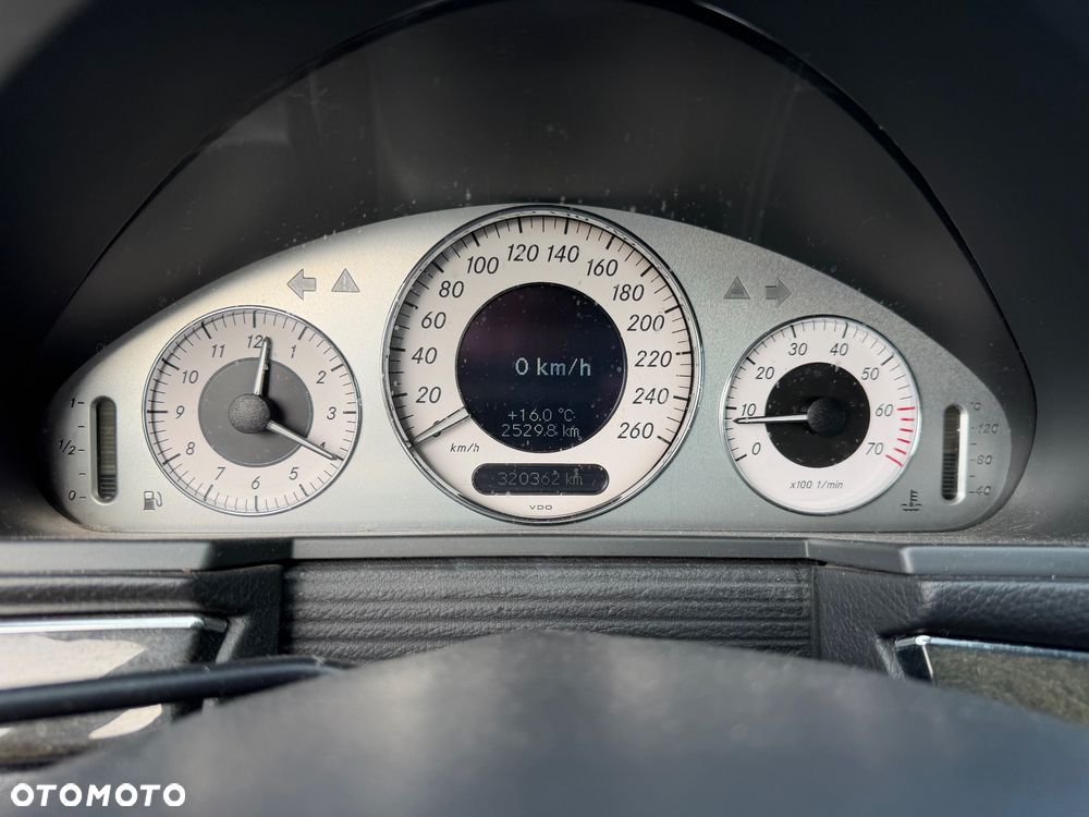 Mercedes-Benz Klasa E - 10