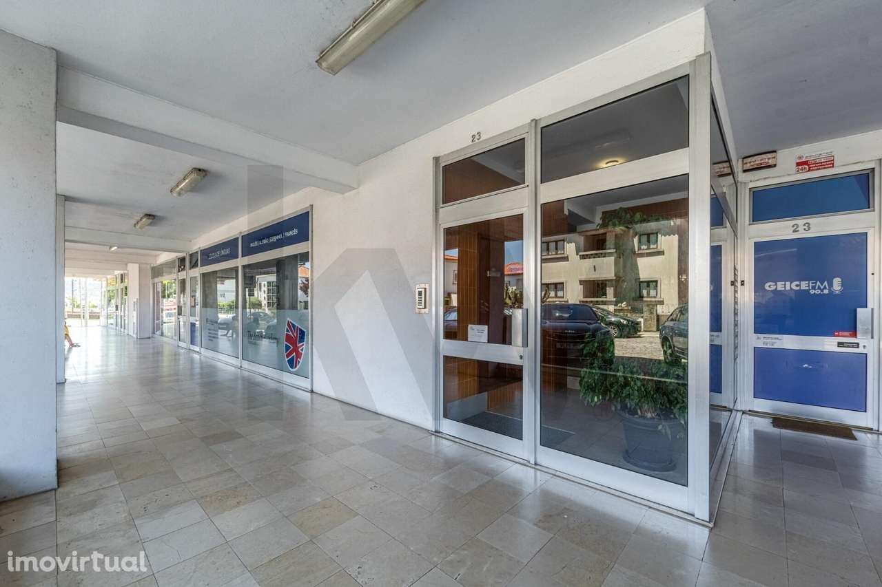 Apartamento T4 no centro de Viana do Castelo - Grande imagem: 2/28