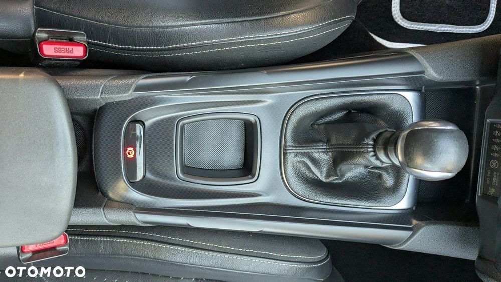 DS Automobiles DS 4 Crossback - 27