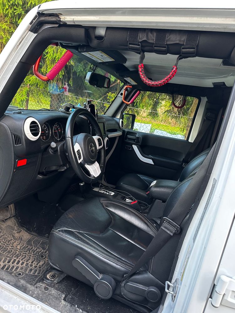 Jeep Wrangler 3.6 Unlim Rubicon - 8