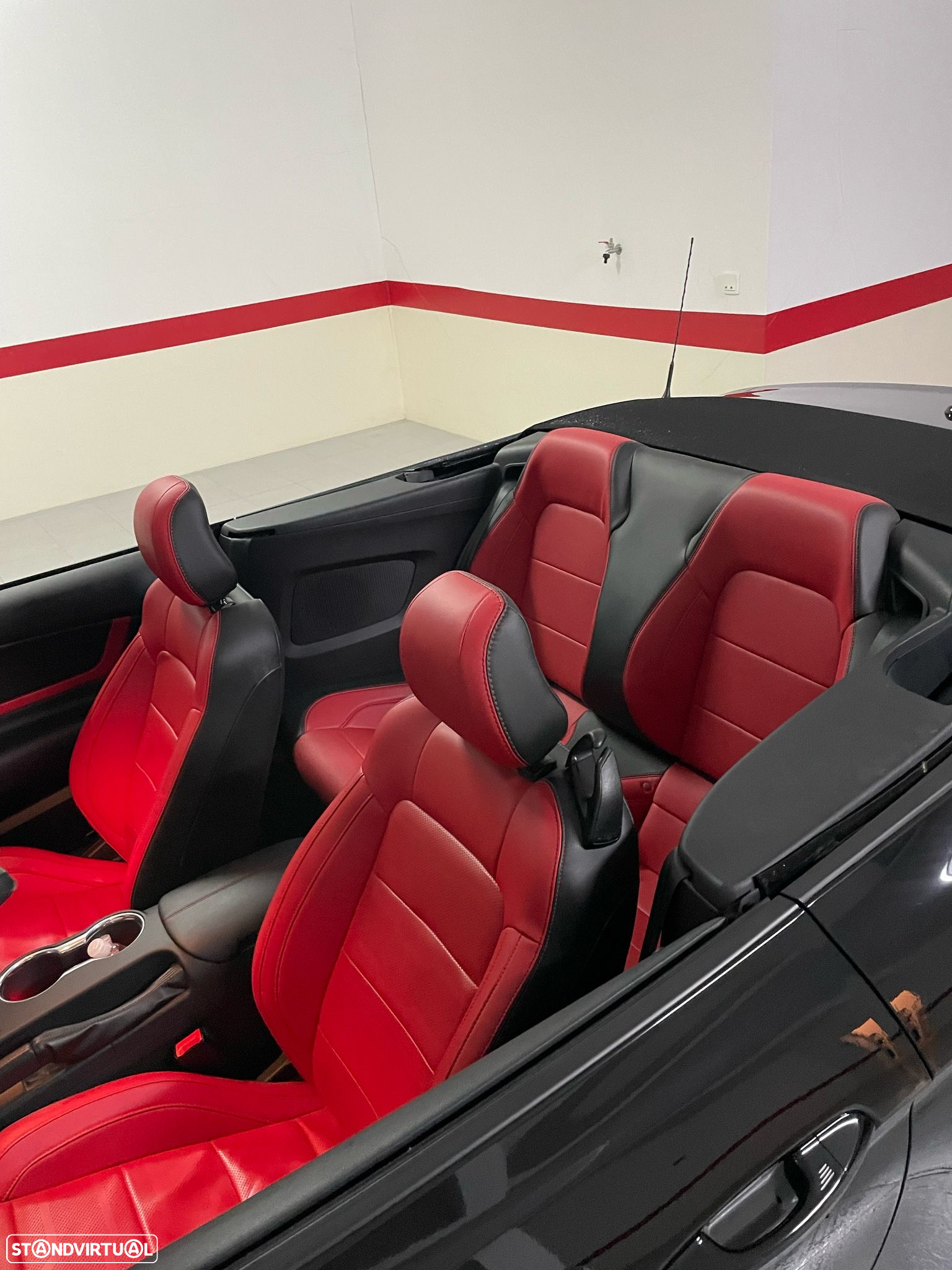 Ford Mustang Convertible 5.0 Ti-VCT V8 Aut. GT - 11