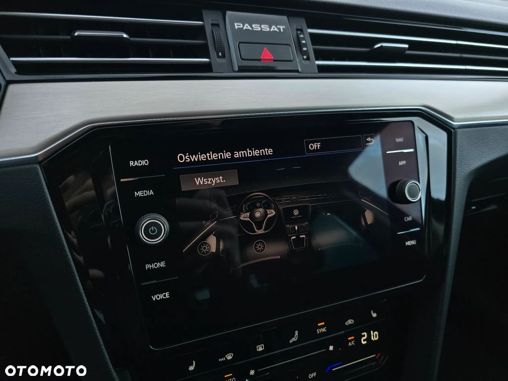 Volkswagen Passat 2.0 TSI Elegance DSG - 27